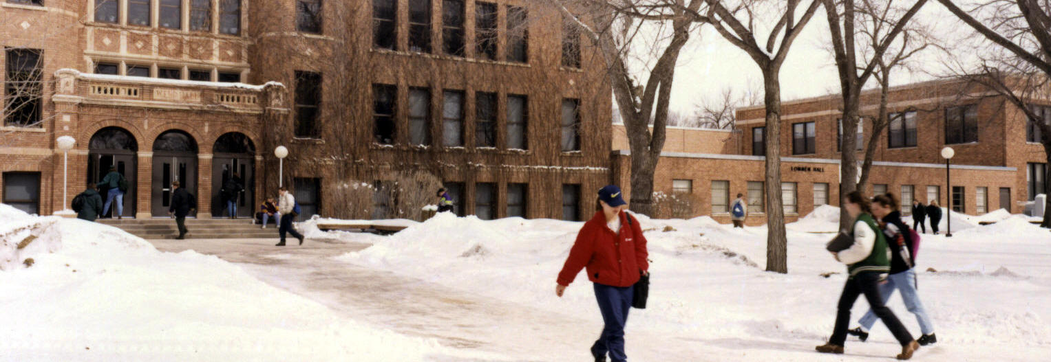 Campus winter 80s